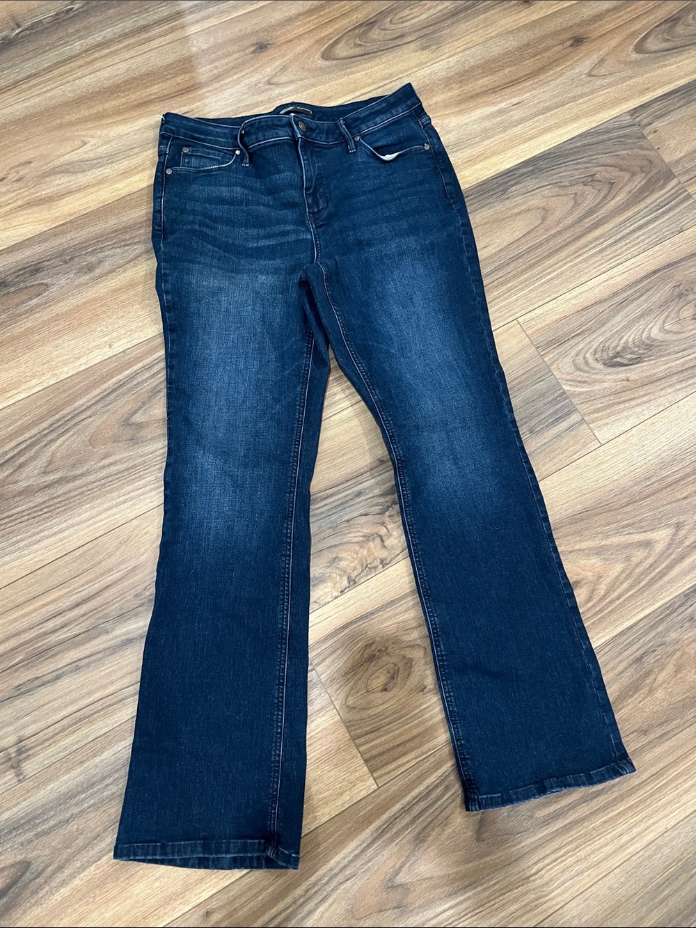 Simply Vera Vera Wang Dark Blue Flare Jeans